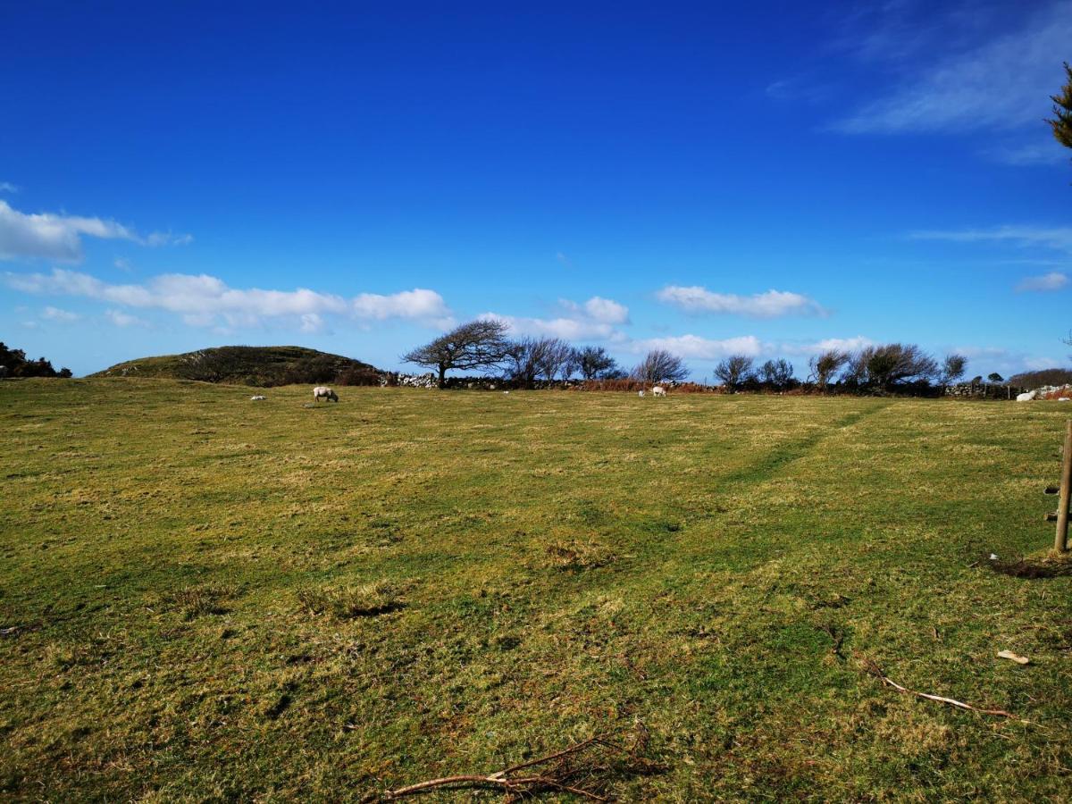 Ty Gwennol Near Gilfach Goch Apartment Llanbedr  Exterior foto